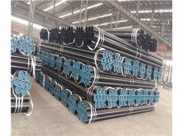 La significación de tubo redondo con costura La significación de tubo redondo con costura